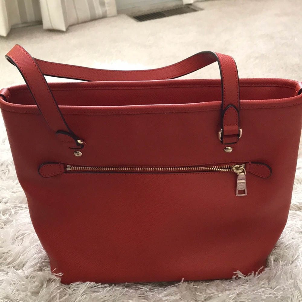 Handbag - Picture 2 of 4